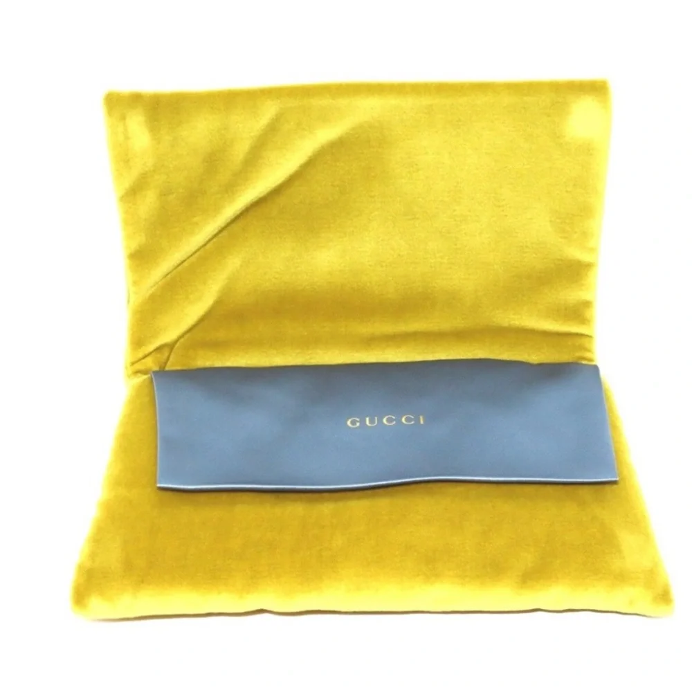 Gucci Authentic Hollywood Collection Velvet Satin Clutch Sunglass Case Yellow
